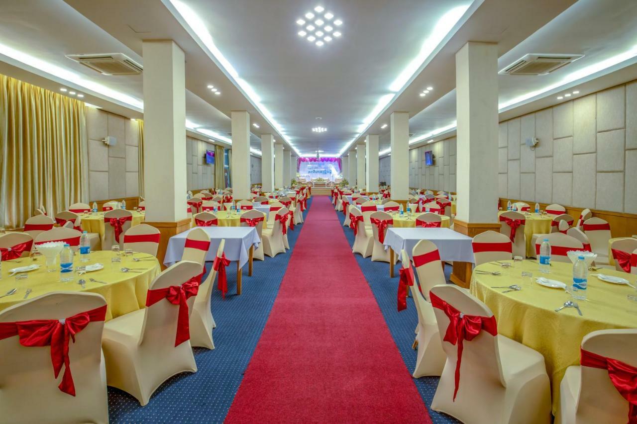 מאולמיין Ngwe Moe Hotel מראה חיצוני תמונה